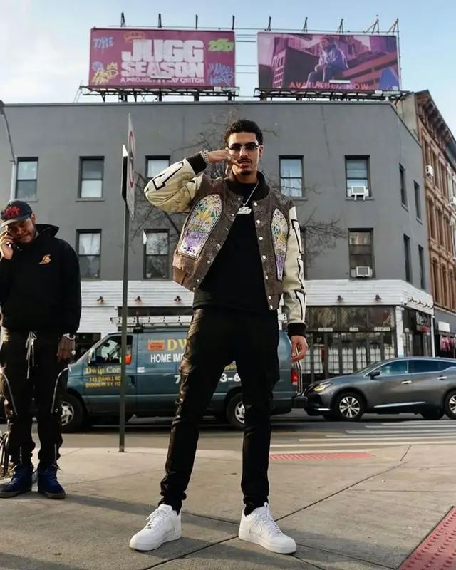 Jay Critch outfit in Who Decides War, Amiri, and Cartier, 2023