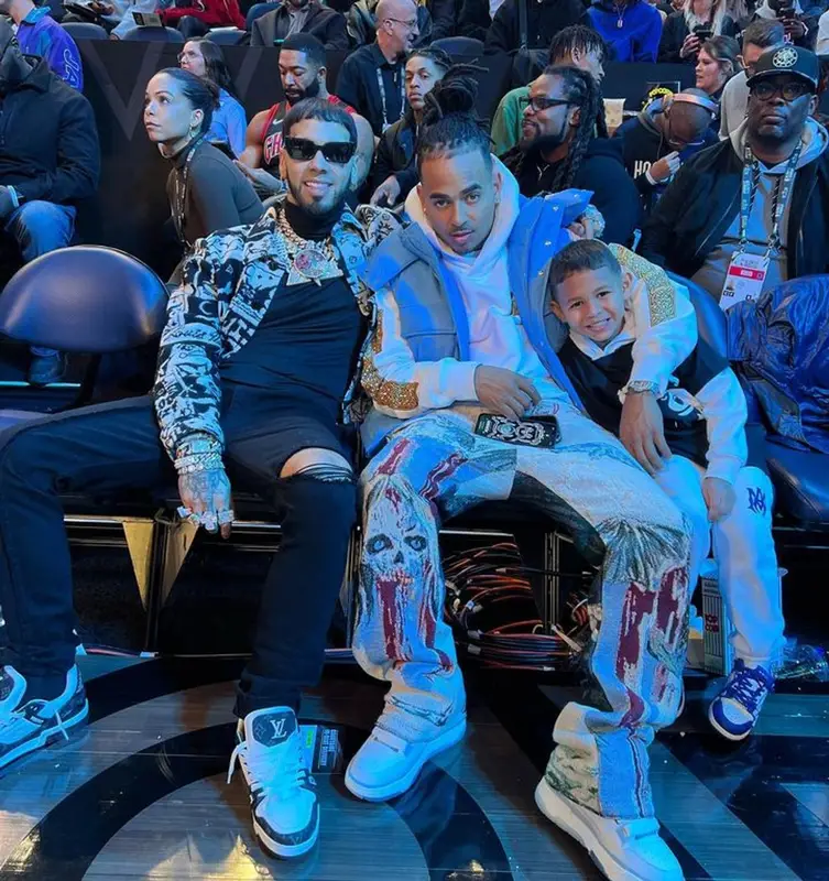 Anuel AA outfit in Louis Vuitton and Yayoi Kusama, 2023