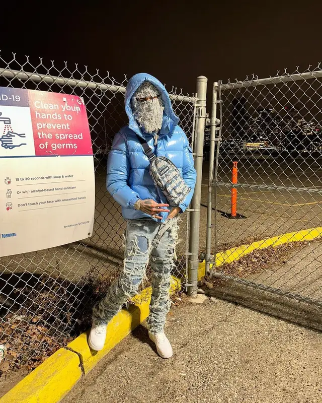 Rondodasosa outfit in Moncler, Nike, and Supreme, 2023