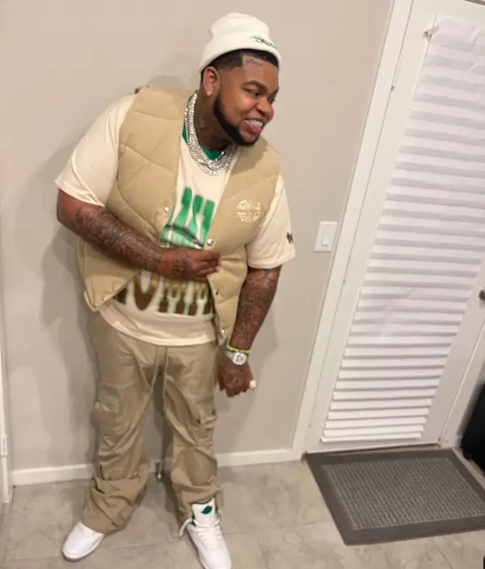 Big Yavo outfit in Homme + Femme, Jordan, and Supreme, 2023