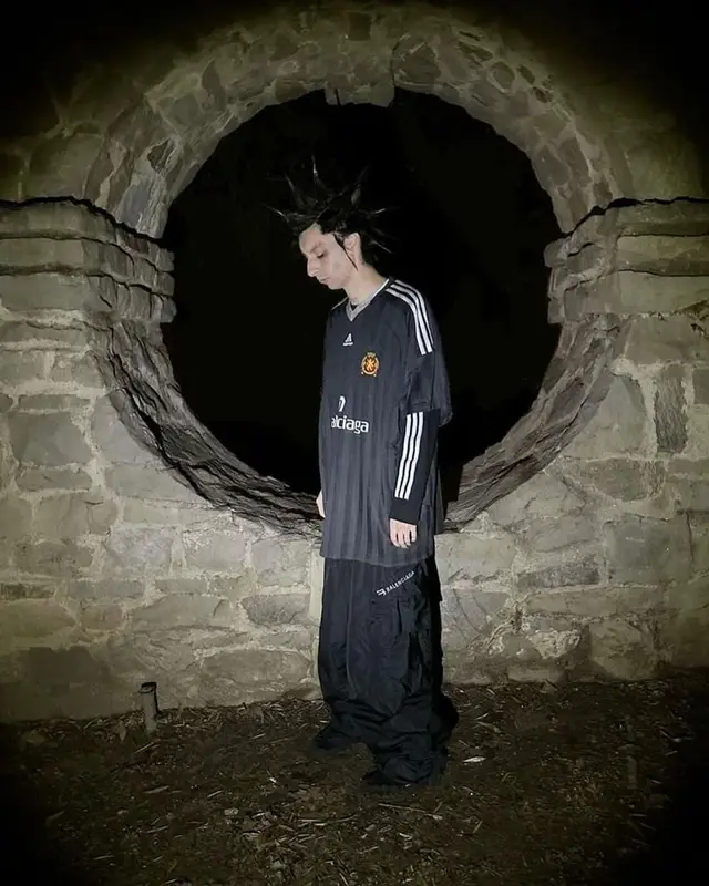 Burberry Erry outfit in Adidas, Vibram, and Balenciaga, 2023