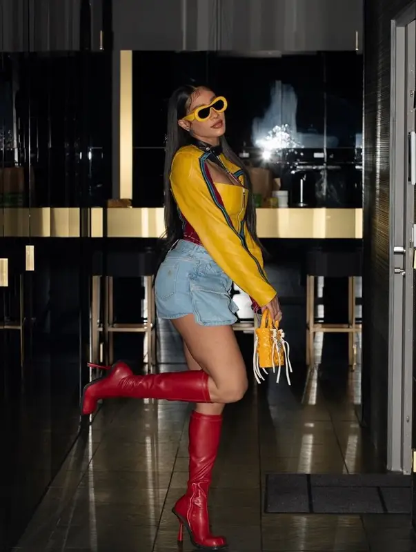 Bia outfit in Jean Paul Gaultier, Loewe, and The Attico, 2023