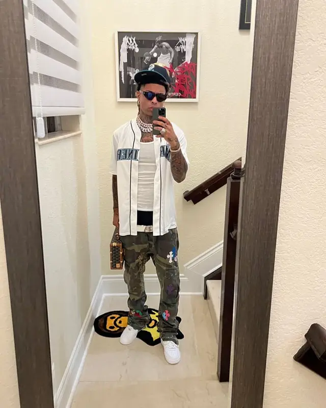 Ronny J outfit in Nike, New Era, and Seattle Mariners, 2023