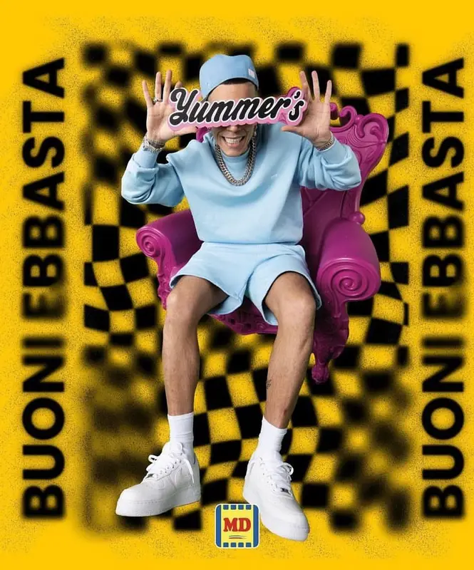 Sfera Ebbasta outfit in 6PM Season, Nike, and New Era, 2023