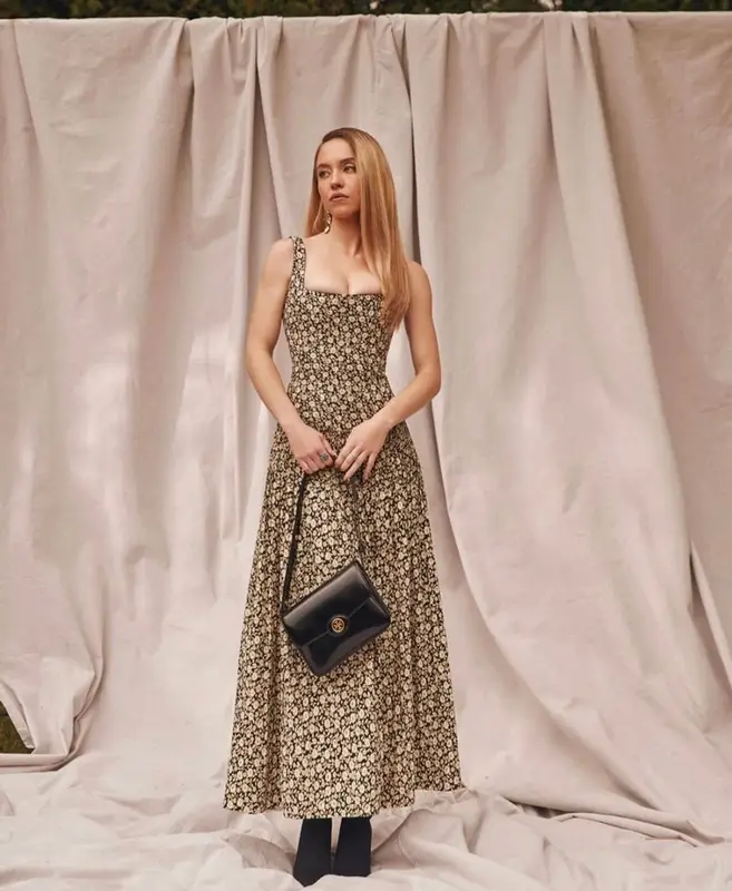 Sydney Sweeney outfit in Tory Burch and Irene Neuwirth, 2022