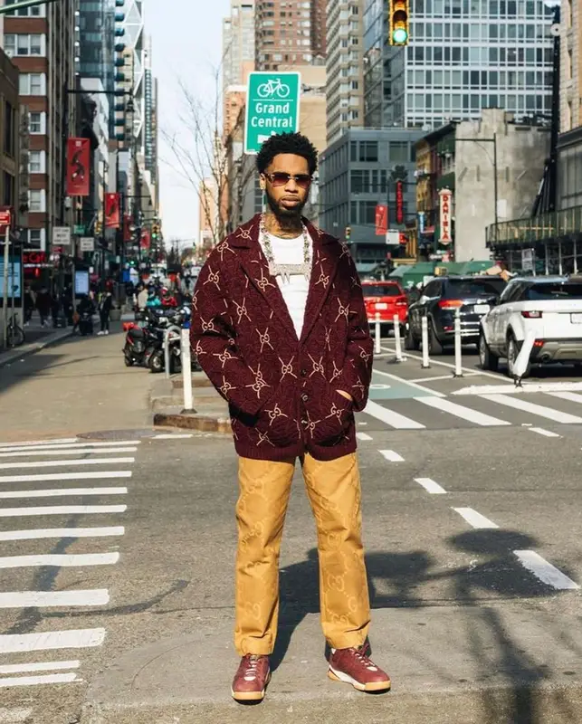 Key Glock outfit in Gucci, Jordan, and Cartier, 2023