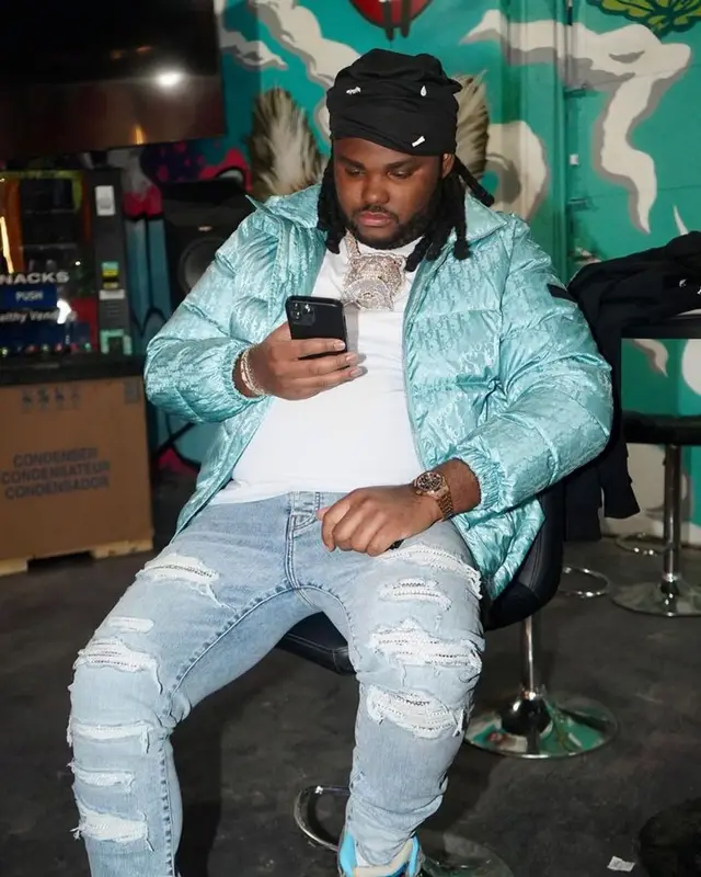 Tee Grizzley outfit in Dior, Amiri, and Jordan, 2023