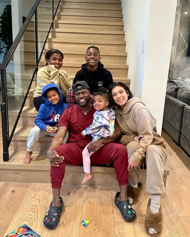 Kevin Hart outfit in Fabletics, 2023