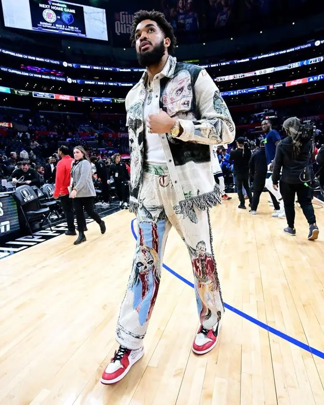 Karl Anthony Towns outfit in Amiri, Nike, and Off-White, 2023