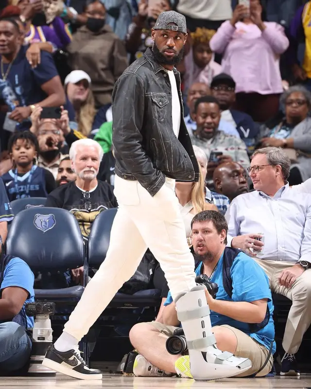 LeBron James outfit in Balenciaga, John Elliott, and Nike, 2023