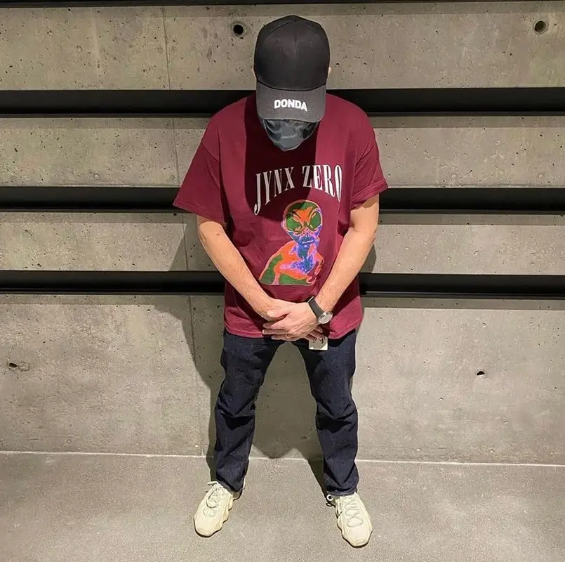 Steven Smith outfit in Adidas, Kanye West Merch, and Yeezy, 2022