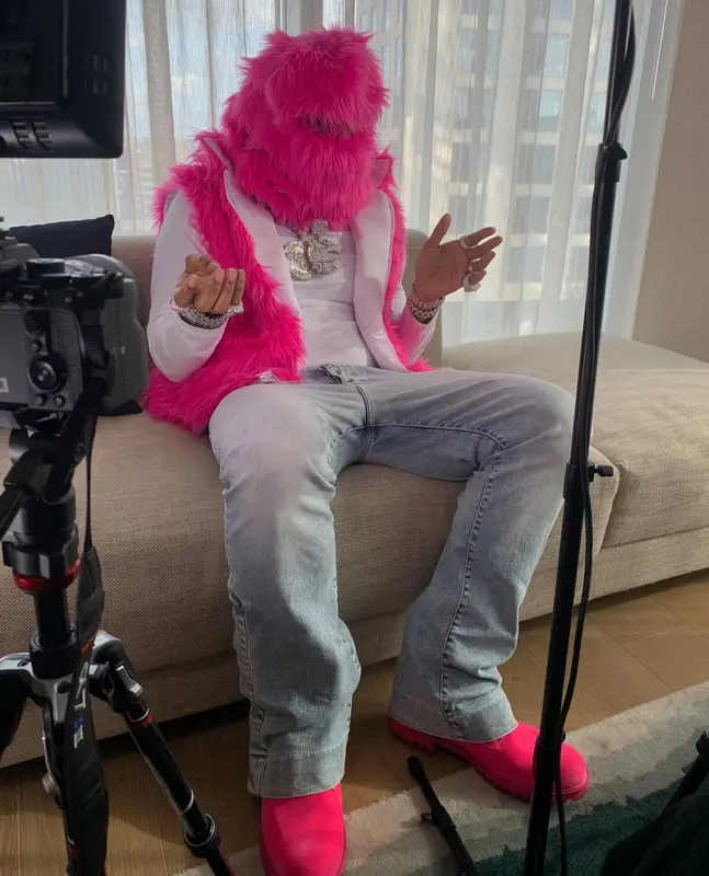 Money Man outfit in Amiri, Timberland, and Jimmy Choo, 2023