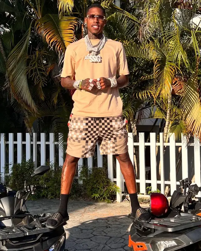 CoreySSG outfit in Burberry, 2023