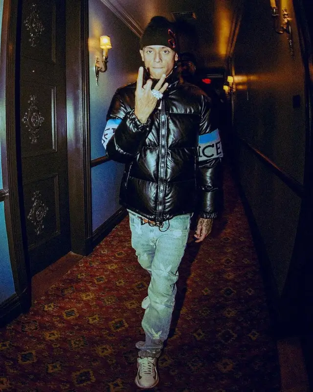 Central Cee outfit in Iceberg, Supreme, and New Era, 2023