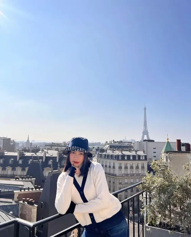 Kimberley Woltemas outfit in Zara and Dior, 2023
