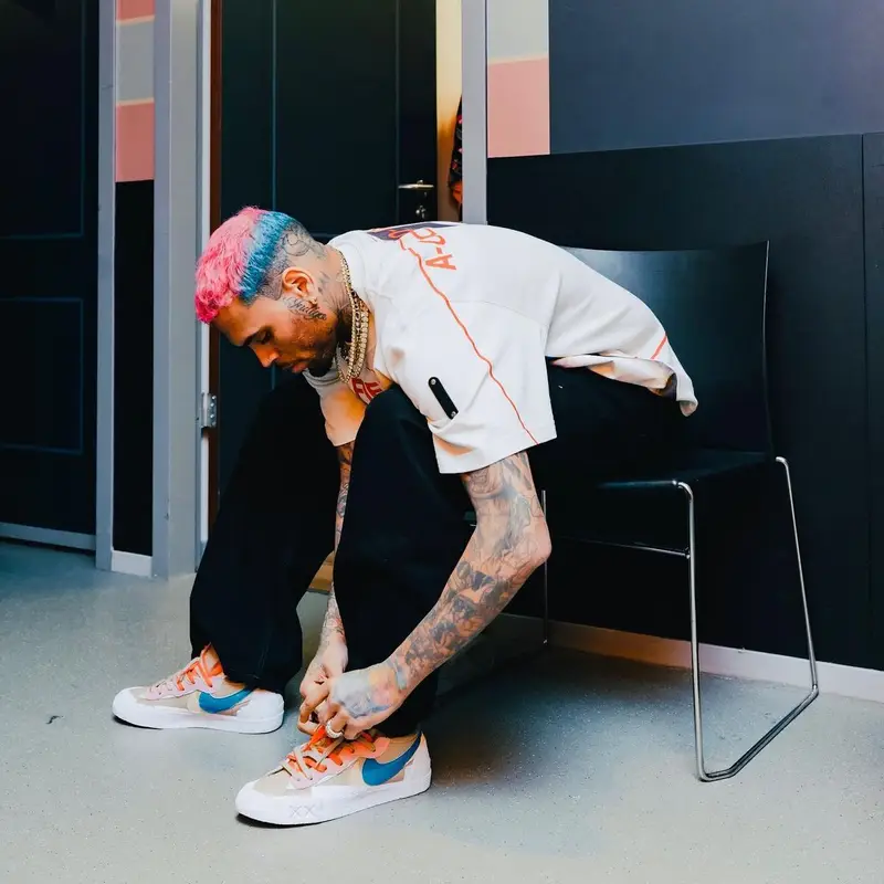 Chris Brown outfit in A-Cold-Wall*, Nike, and Sacai, 2023