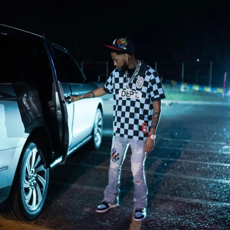 Key Glock outfit in Nike, New Era, and Gallery Dept., 2023