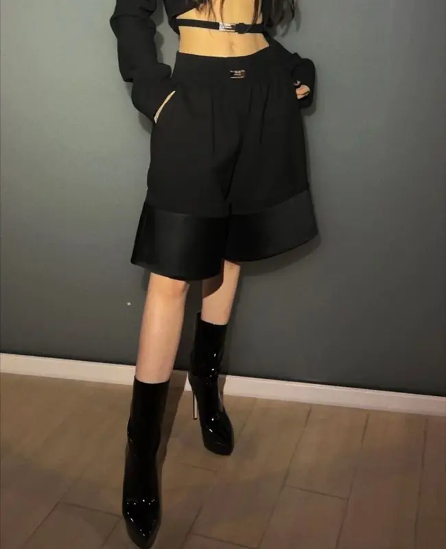 Dove Cameron outfit in Brandon Maxwell and Tamara Mellon, 2023