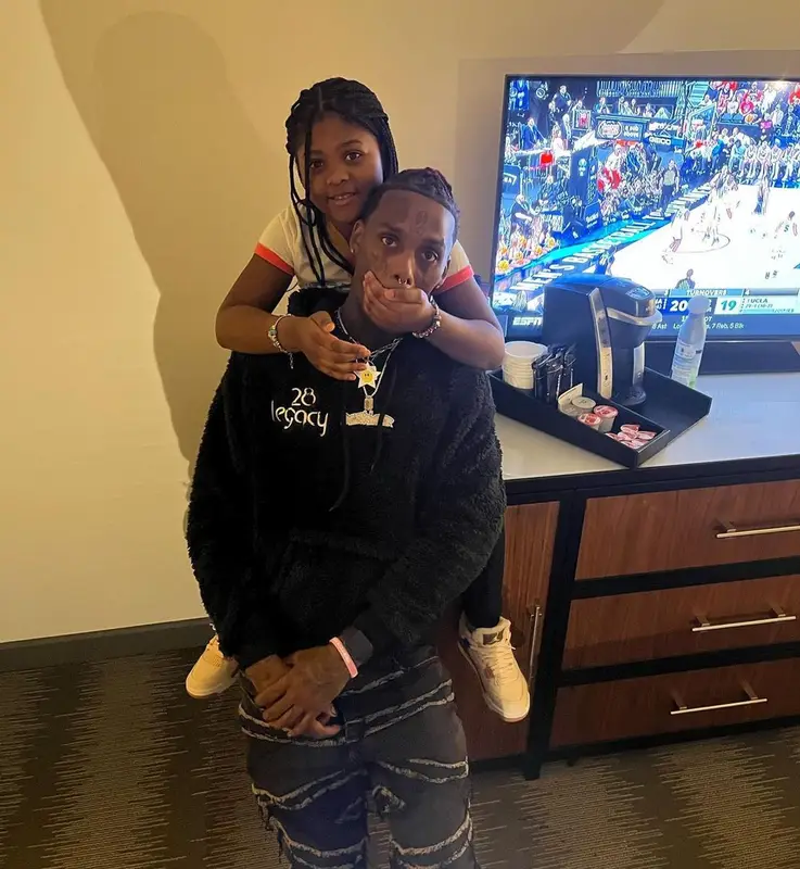 Famous Dex outfit in 28 Legacy, Valabasas, and Nike, 2023