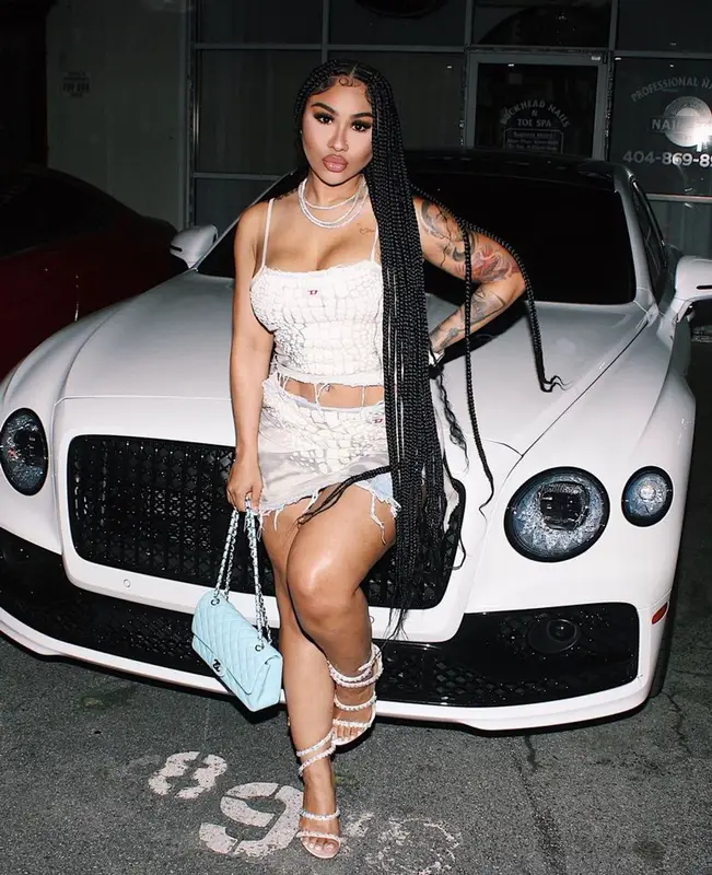 Kylesister outfit in Diesel, Chanel, and Rene Caovilla, 2023