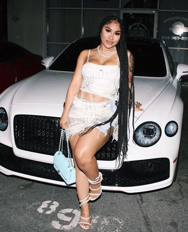 Kylesister outfit in Diesel, Chanel, and Rene Caovilla, 2023
