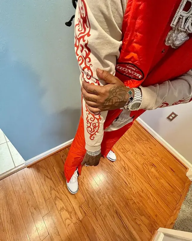 Jacquees outfit in Jordan and Honor The Gift, 2023