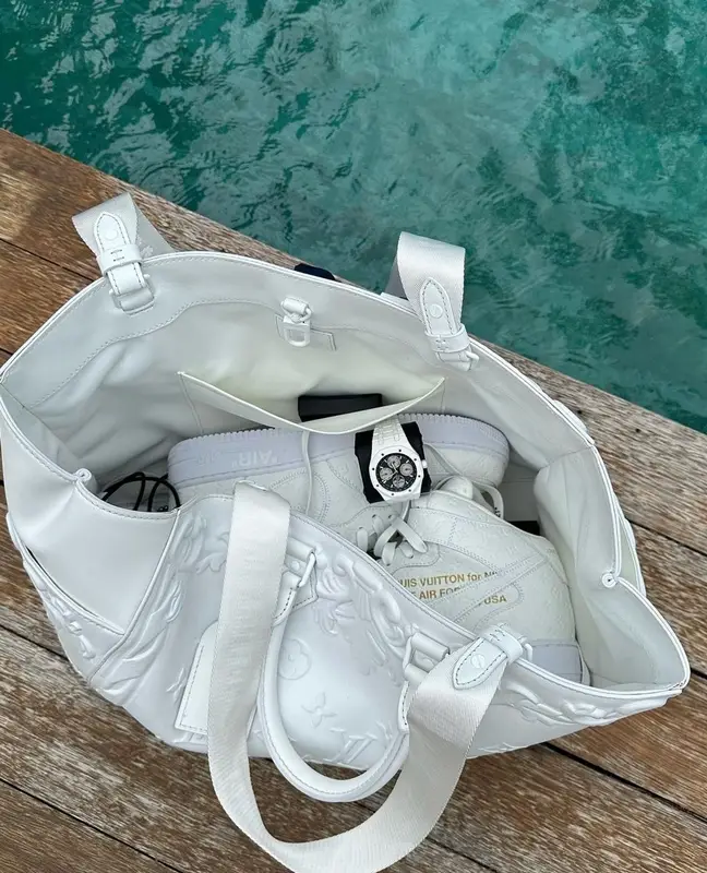 Bloody Osiris outfit in Louis Vuitton, Balenciaga, and Nike, 2023