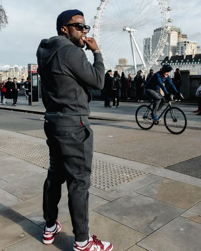 Kevin Hart outfit in Thom Browne and Nike, 2023