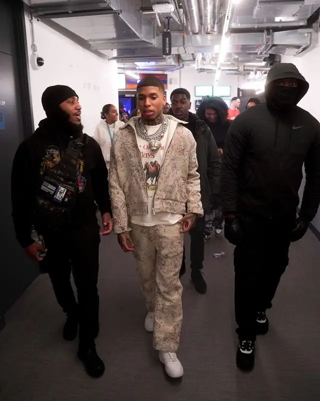 NLE Choppa outfit in Alte Volant and Nike, 2023