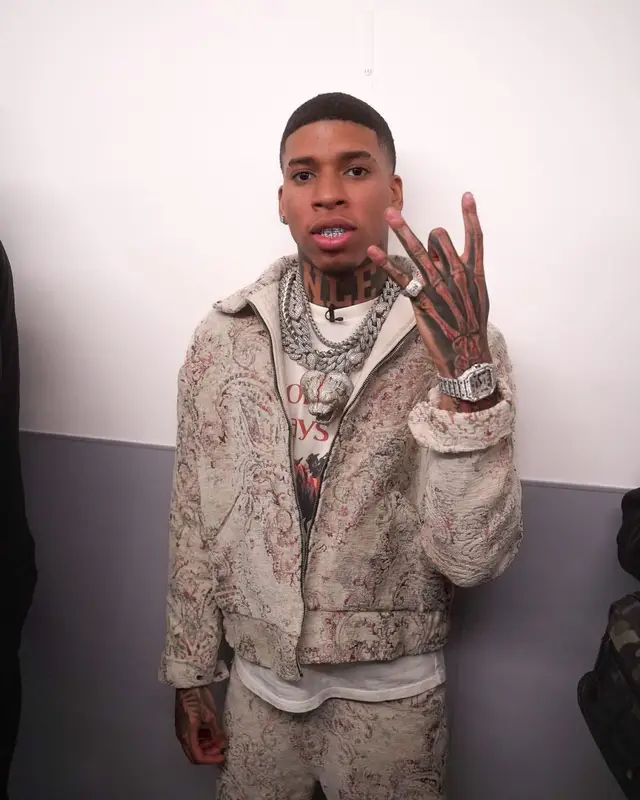 NLE Choppa outfit in Alte Volant and Nike, 2023