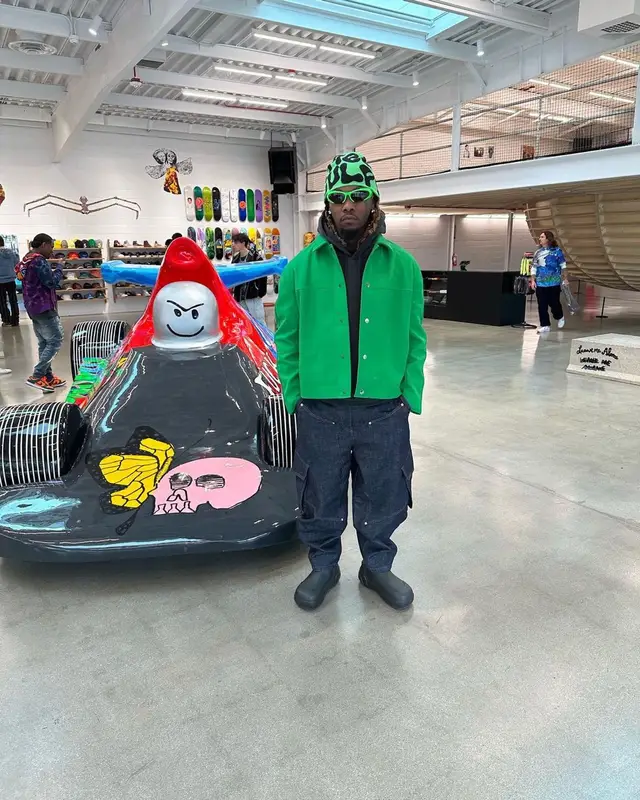 Offset outfit in Jacquemus, Loewe, and Balenciaga, 2023