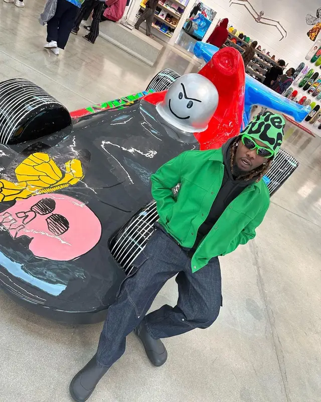 Offset outfit in Jacquemus, Loewe, and Balenciaga, 2023