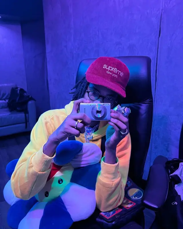 Onlybino outfit in Vetements, Supreme, and Takashi Murakami, 2023