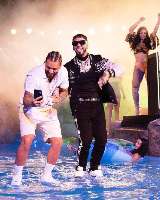 Anuel AA outfit in Amiri and Louis Vuitton, 2023