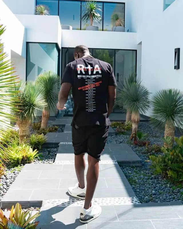Bobby Shmurda outfit in Rta and Jordan, 2023