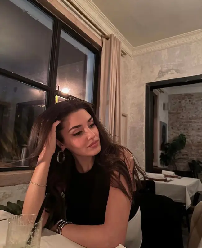 Hande Erchel outfit in Dion Lee and Bvlgari, 2023