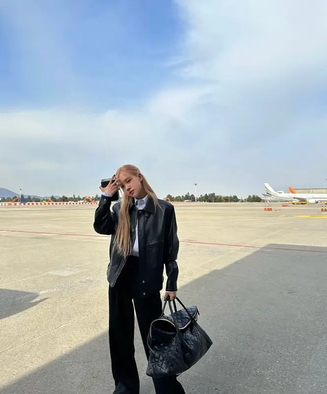 Rose outfit in Saint Laurent, 2023