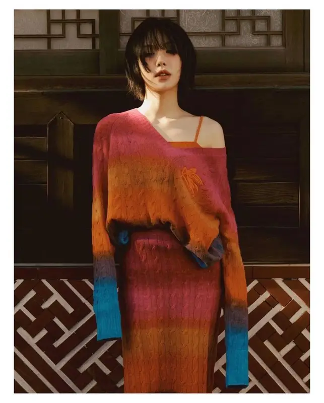 Wendy outfit in Etro, 2023