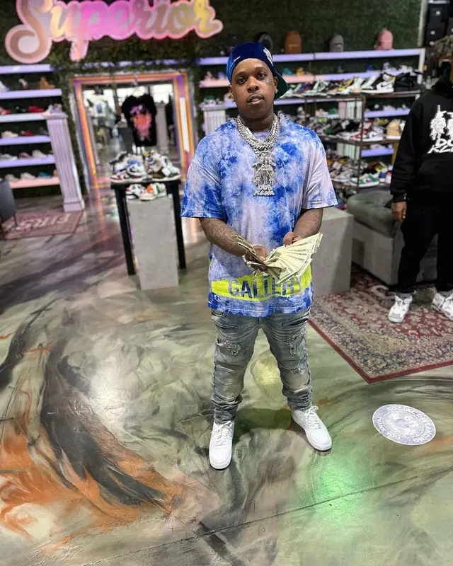 Finesse2tymes outfit in Gallery Dept., Supreme, and New Era, 2023