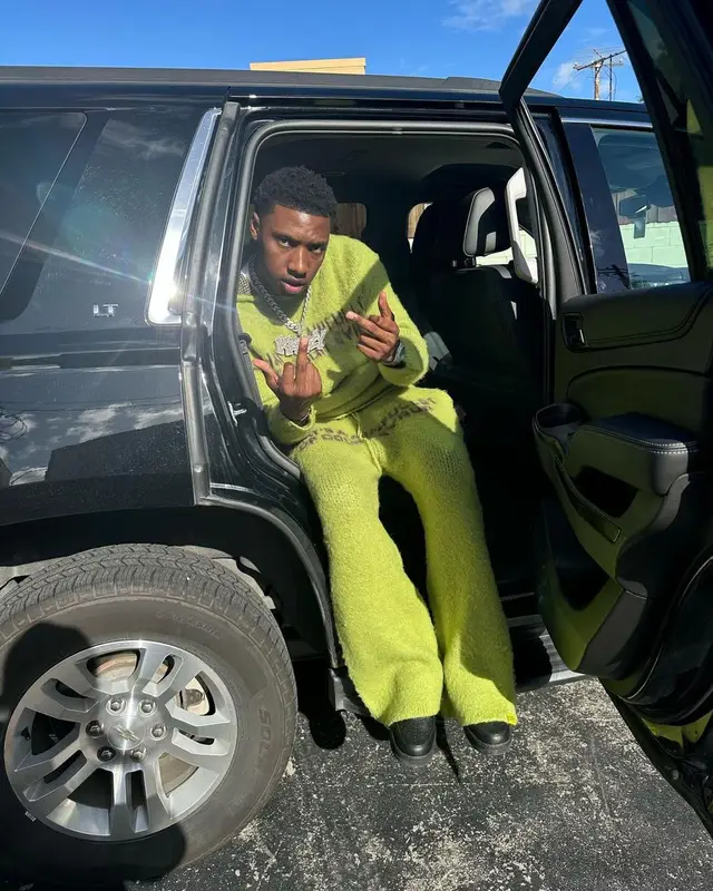 Rob49 outfit in Awful Lot of Cough Syrup and Nike, 2023
