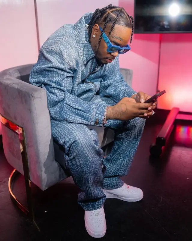 Fivio Foreign outfit in Nike, Louis Vuitton, and Yayoi Kusama, 2023
