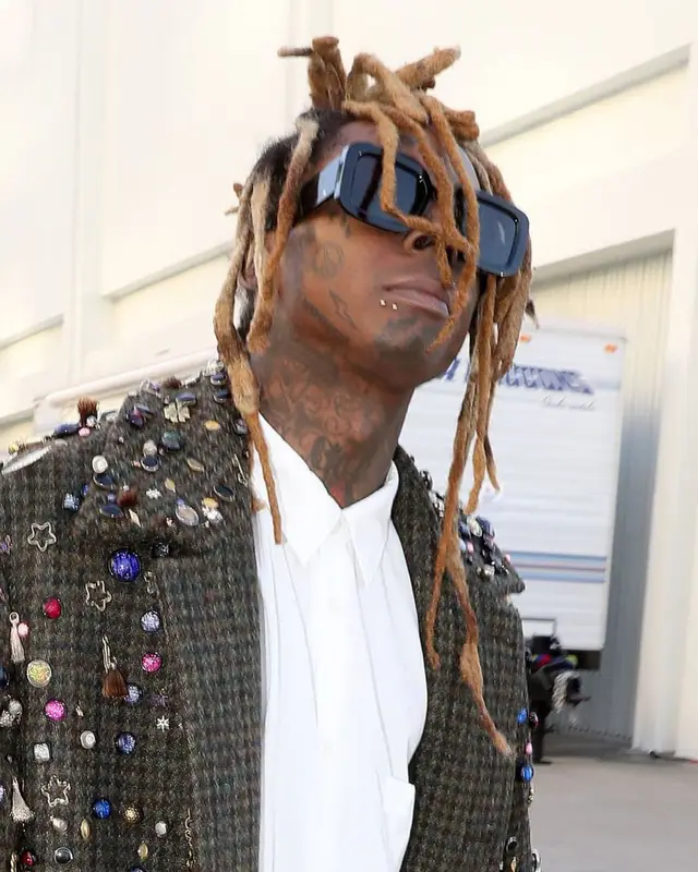 Lil Wayne outfit in Oscar and Frank, 2023