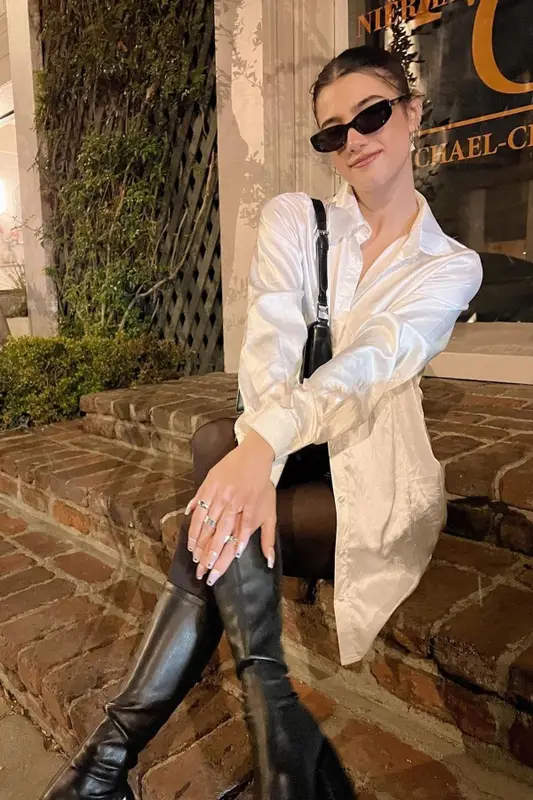 Charli D'Amelio outfit in Naked Wolfe, 2022