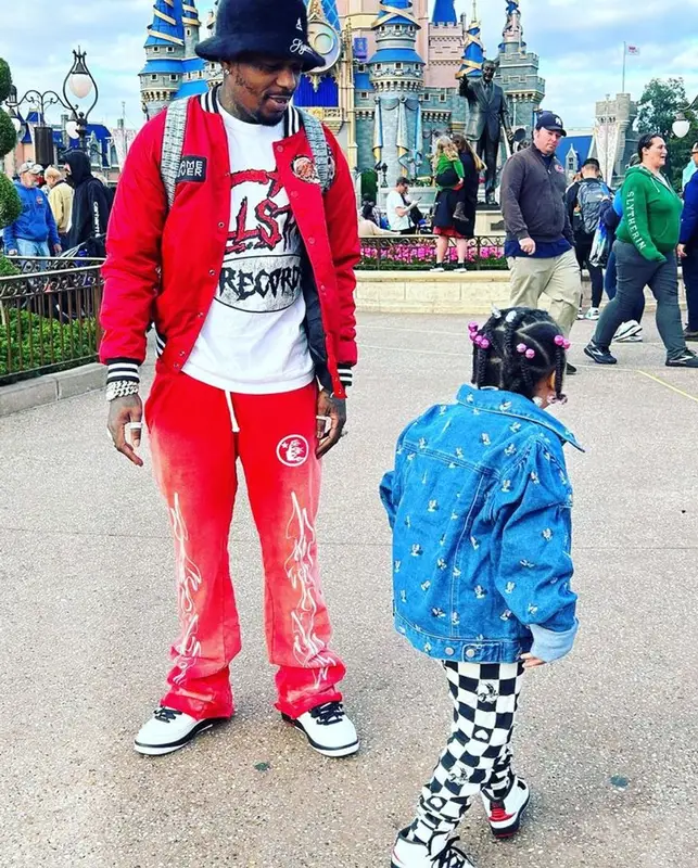 Sauce Walka outfit in Jordan, Supreme, and Kangol, 2023