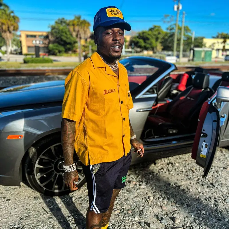 Sauce Walka outfit in Nike and Gallery Dept., 2023