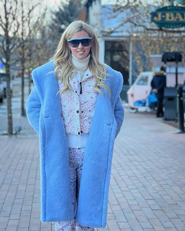 Nicky Hilton Rothschild outfit in Illesteva, 2022