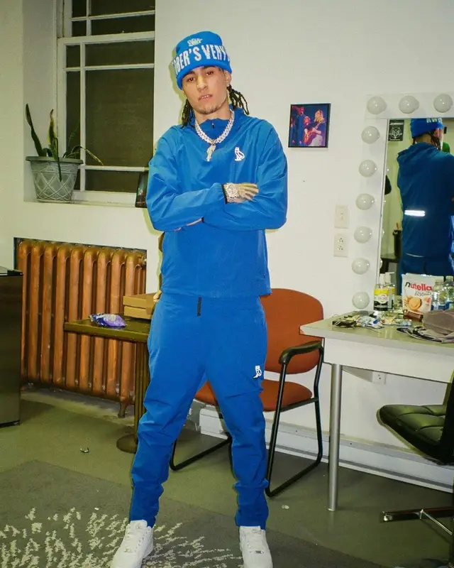 Rondodasosa outfit in Nike, OVO, and Toronto Maple Leafs, 2023