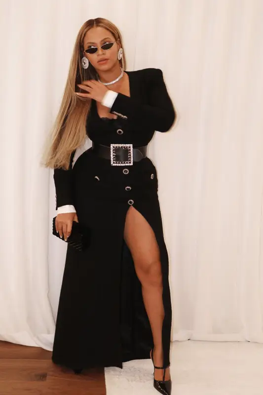 Beyonce outfit in Illesteva, 2021