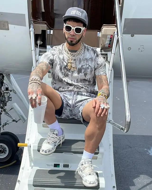 Anuel AA outfit in Amiri and Richard Mille, 2023