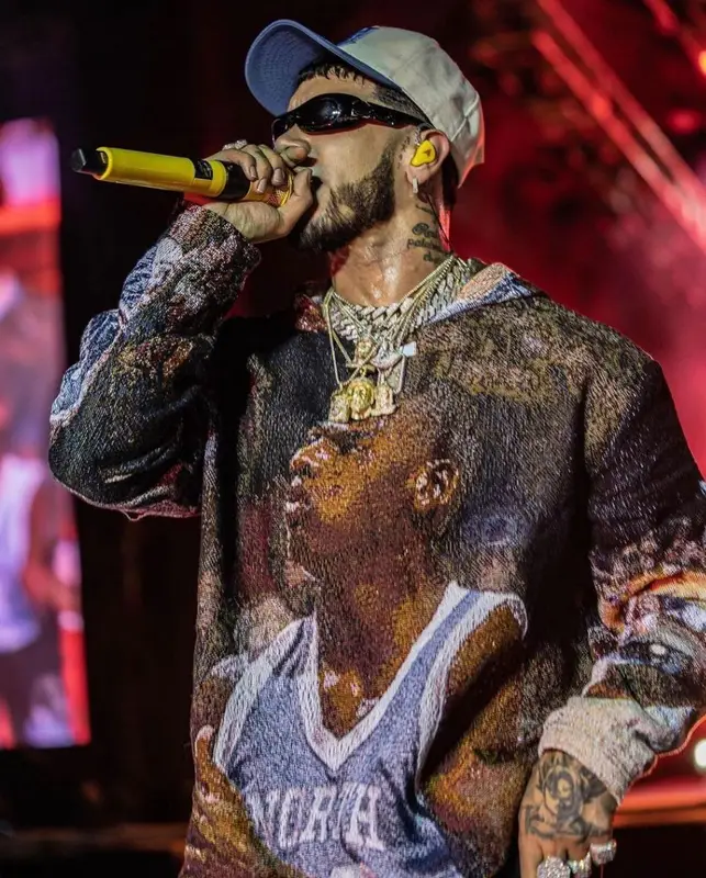 Anuel AA outfit in Team Us Sports Club, 2023